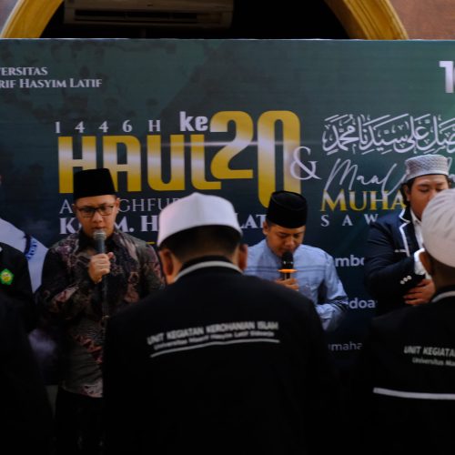 Sambut Maulid Nabi Dan Haul ke-20 KH. Munir Hasyim Latief di UMAHA