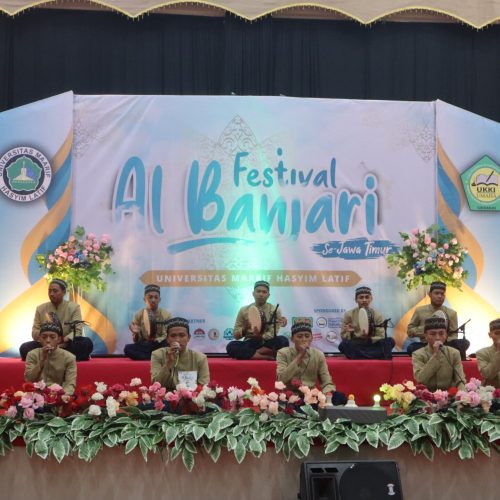 FESTIVAL SHOLAWAT AL BANJARI SE-JAWA TIMUR YANG DISELENGGARAKAN OLEH UKKI UMAHA