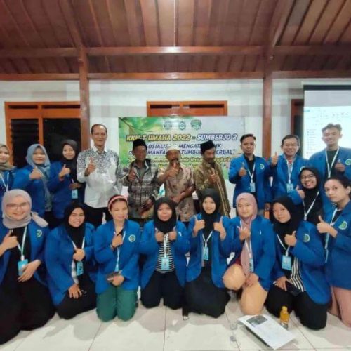 Sosialisasi Pemanfaatan Tumbuhan Herbal untuk Mengatasi PMK pada Hewan Ternak di Wonosalam Jombang